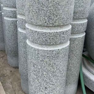 莆田 芝麻白花岗岩挡车柱、隔离柱多少钱