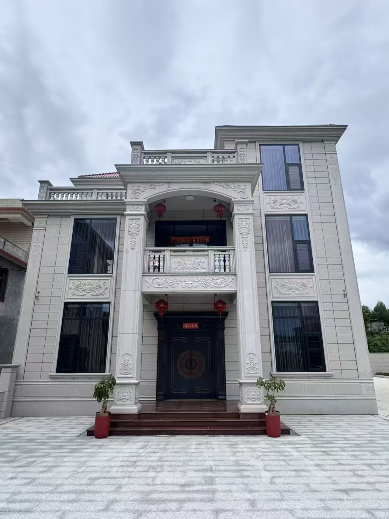 莆田 芝麻白石材别墅干挂案例展示